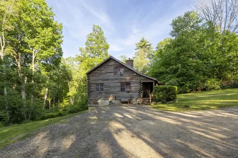 24 Cate Road Deerfield NH 03037