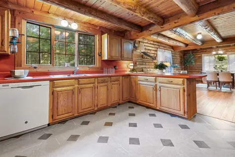 24 Cate Road Deerfield NH 03037