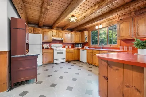 24 Cate Road Deerfield NH 03037