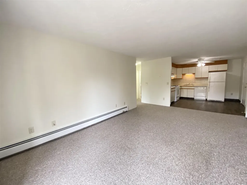 383 Huse Road Manchester NH 03103