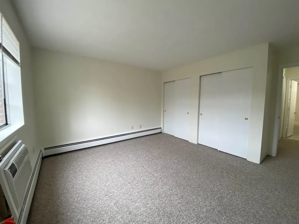 383 Huse Road Manchester NH 03103