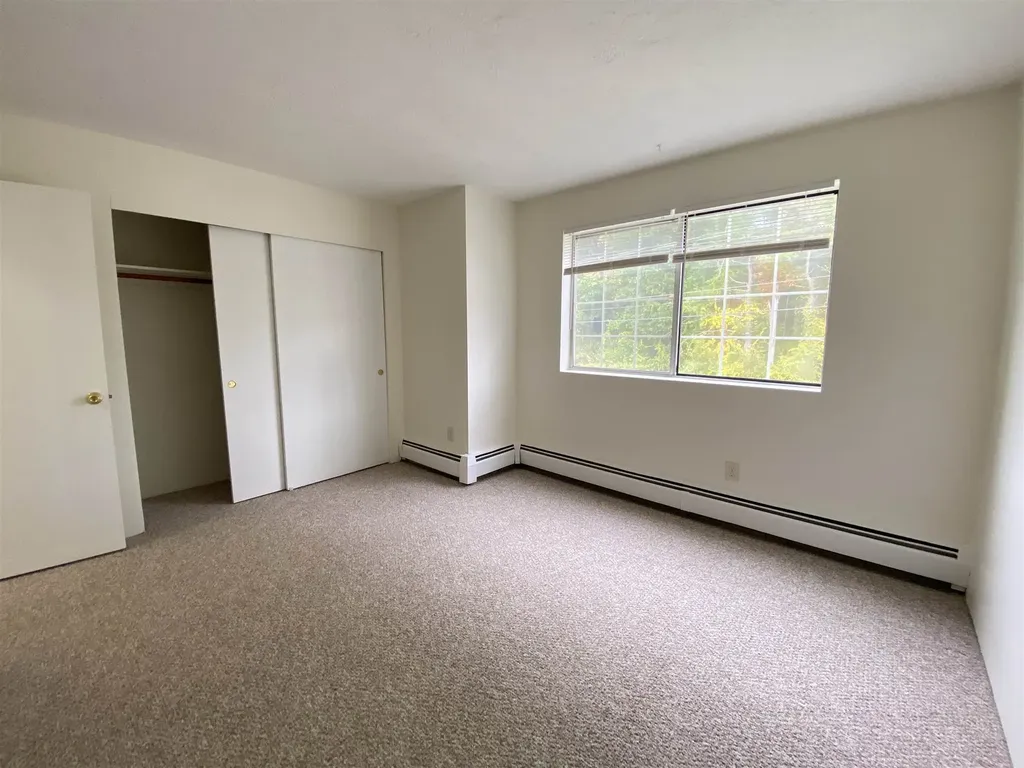383 Huse Road Manchester NH 03103