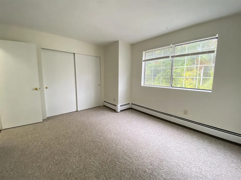 383 Huse Road Manchester NH 03103