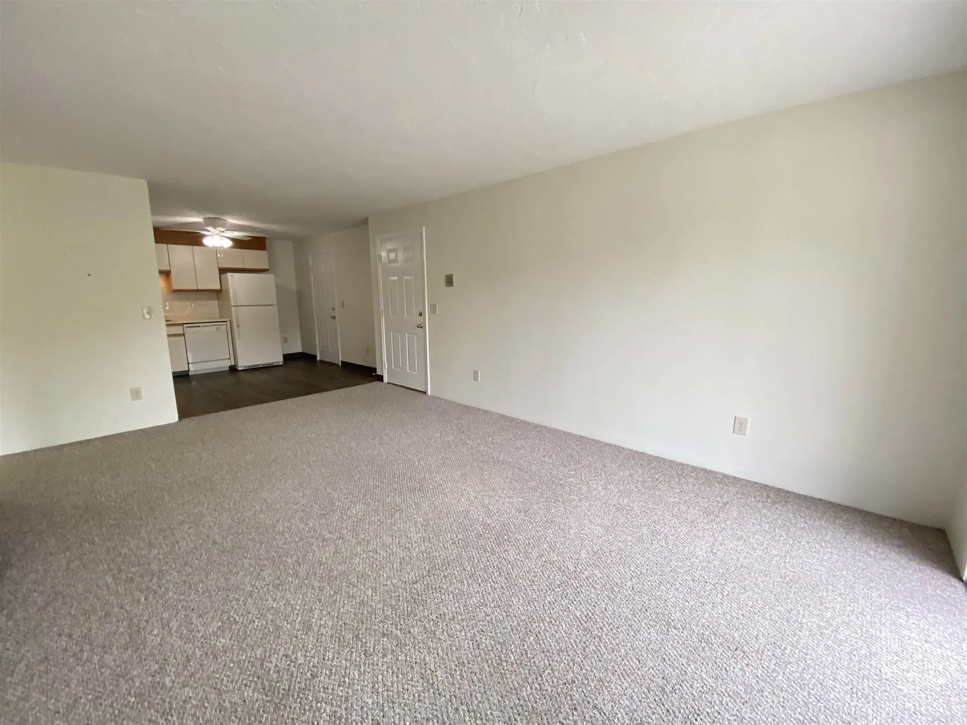 383 Huse Road Manchester NH 03103