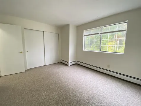 383 Huse Road Manchester NH 03103