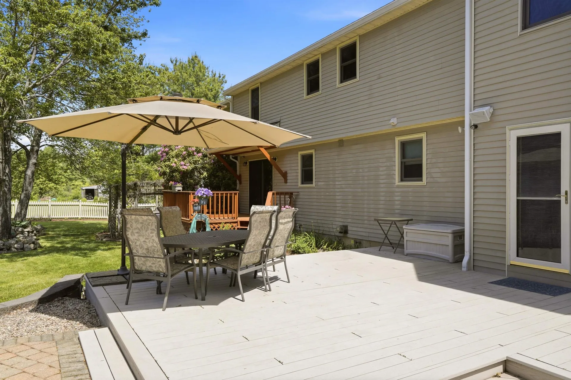22 Clark Circle Pelham NH 03076