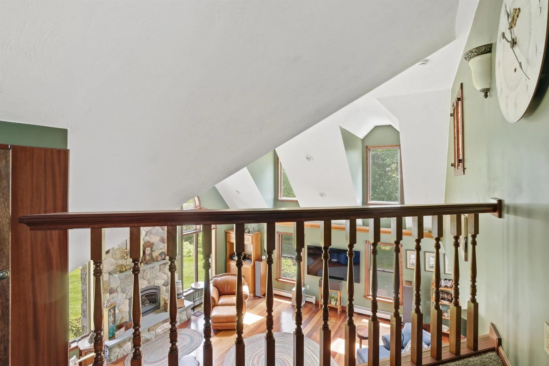 22 Clark Circle Pelham NH 03076