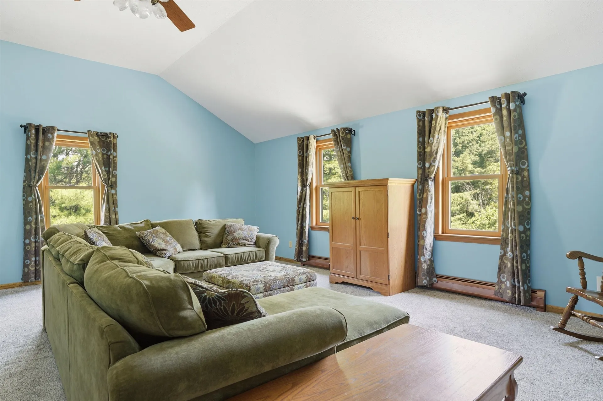 22 Clark Circle Pelham NH 03076