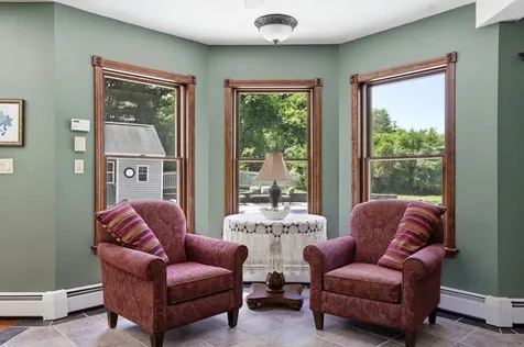 22 Clark Circle Pelham NH 03076