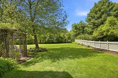 22 Clark Circle Pelham NH 03076