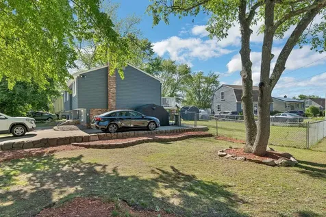 380 Mystic Street Manchester NH 03103