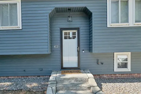 380 Mystic Street Manchester NH 03103