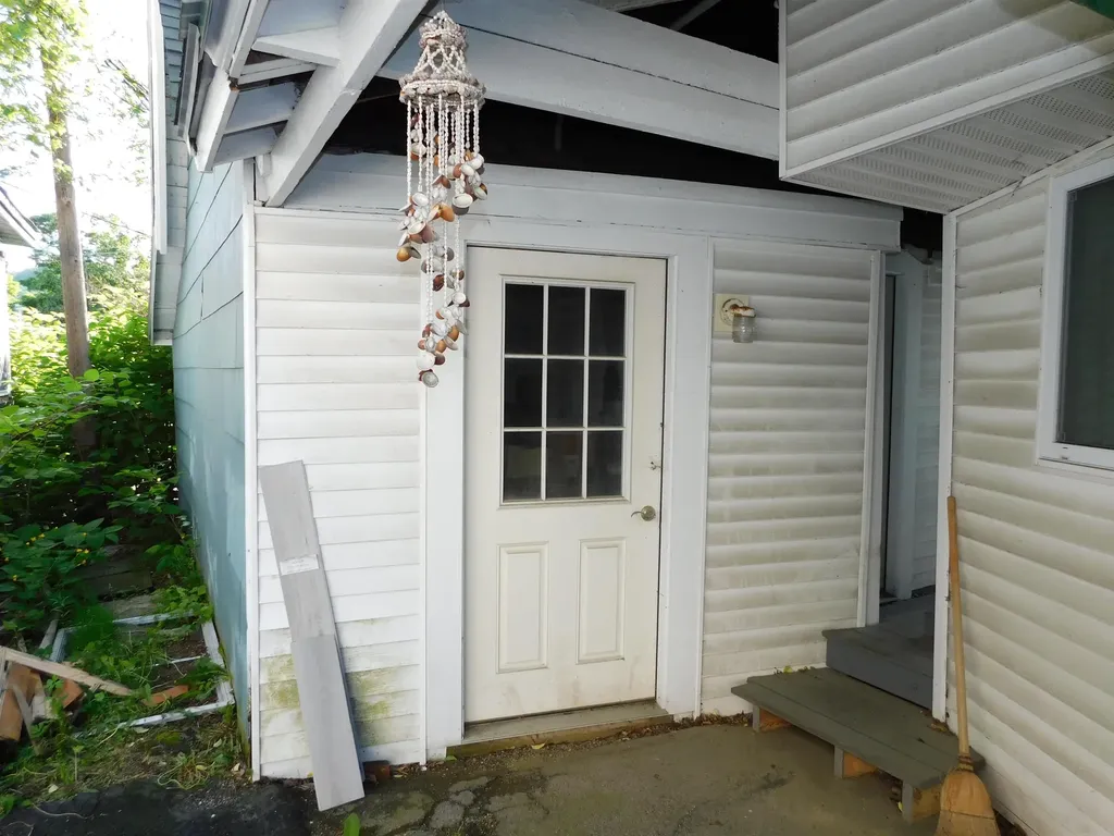 79 Central Street Haverhill NH 03785
