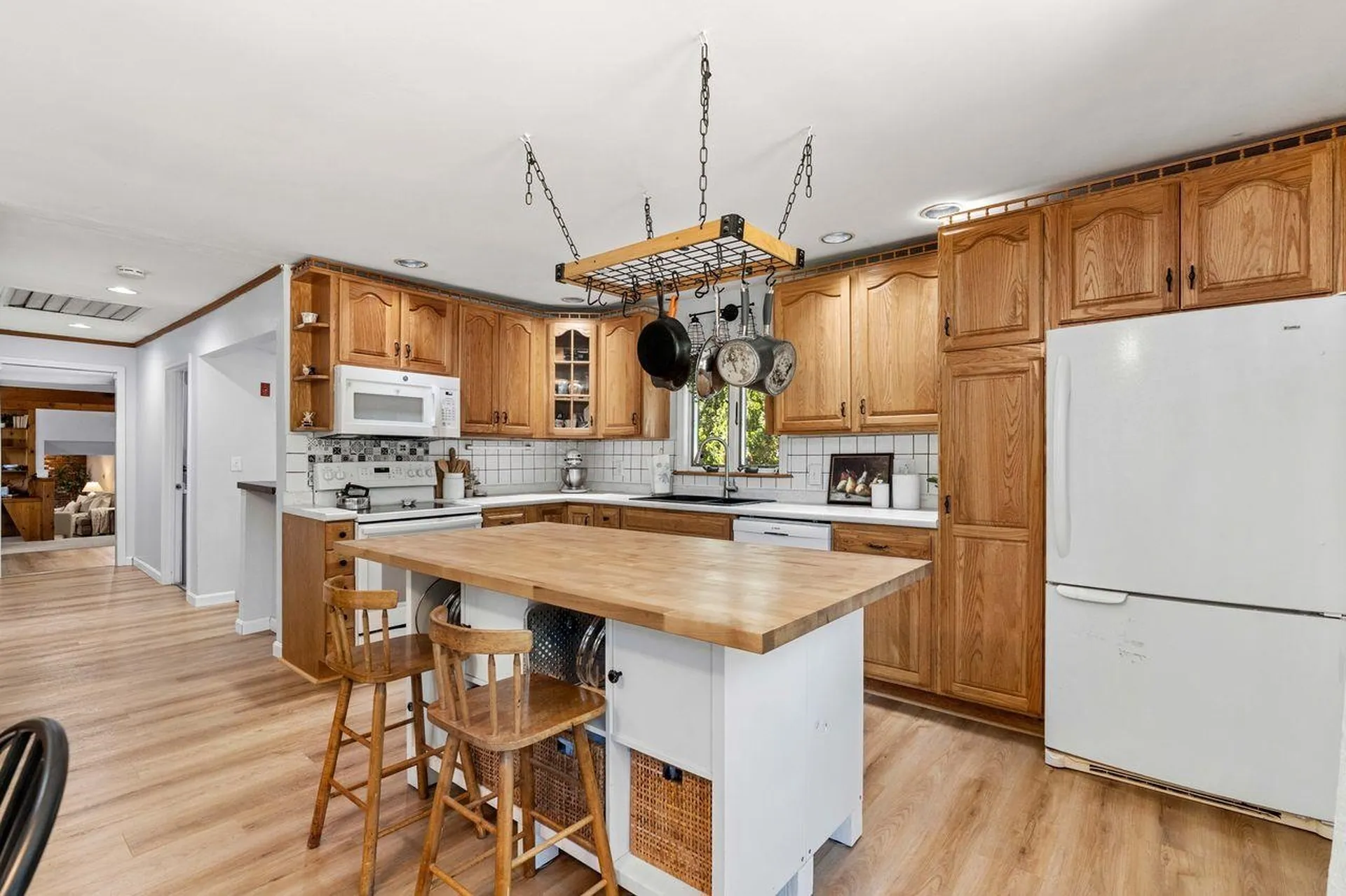 10 Cove Street Goffstown NH 03045