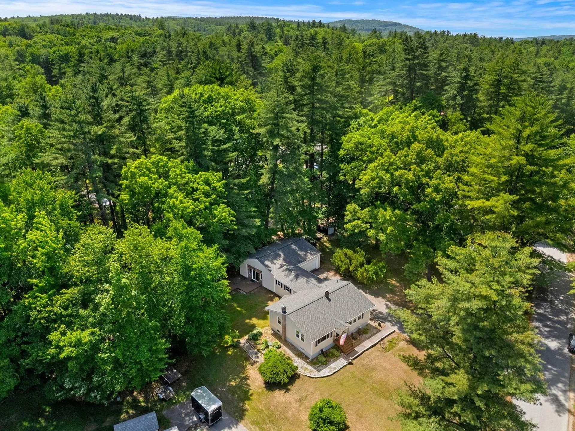 10 Cove Street Goffstown NH 03045