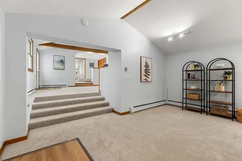 10 Cove Street Goffstown NH 03045