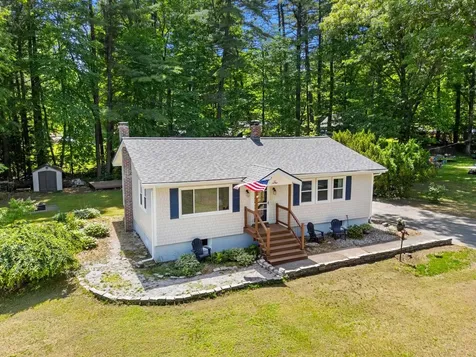 10 Cove Street Goffstown NH 03045
