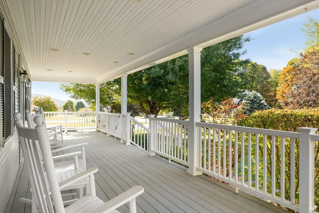 65 Cobble Hill Meadows Barre Town VT 05641