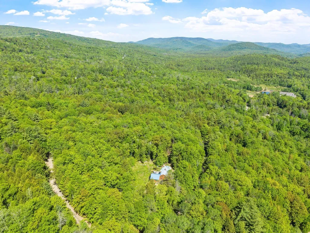 77 Whitehouse Circle Campton NH 03223