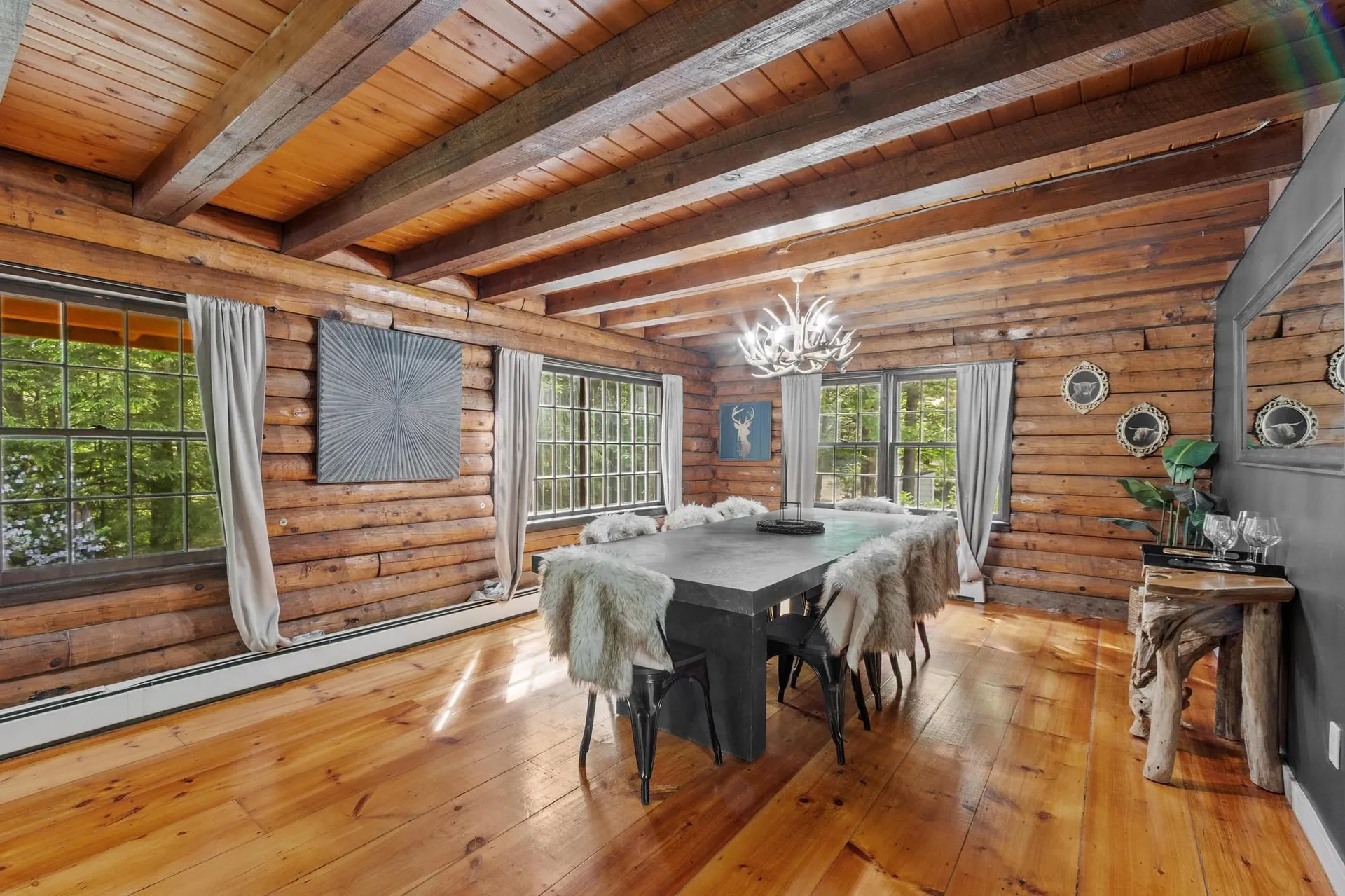 77 Whitehouse Circle Campton NH 03223