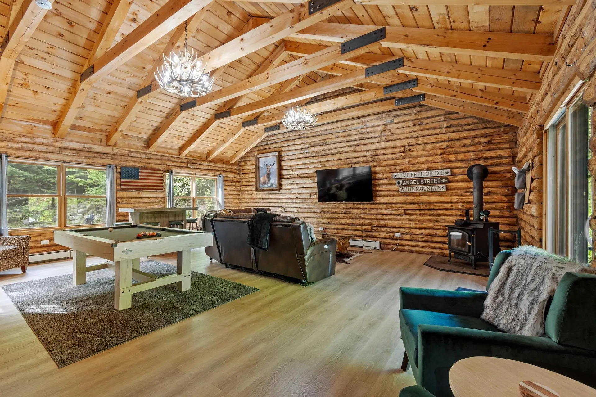 77 Whitehouse Circle Campton NH 03223
