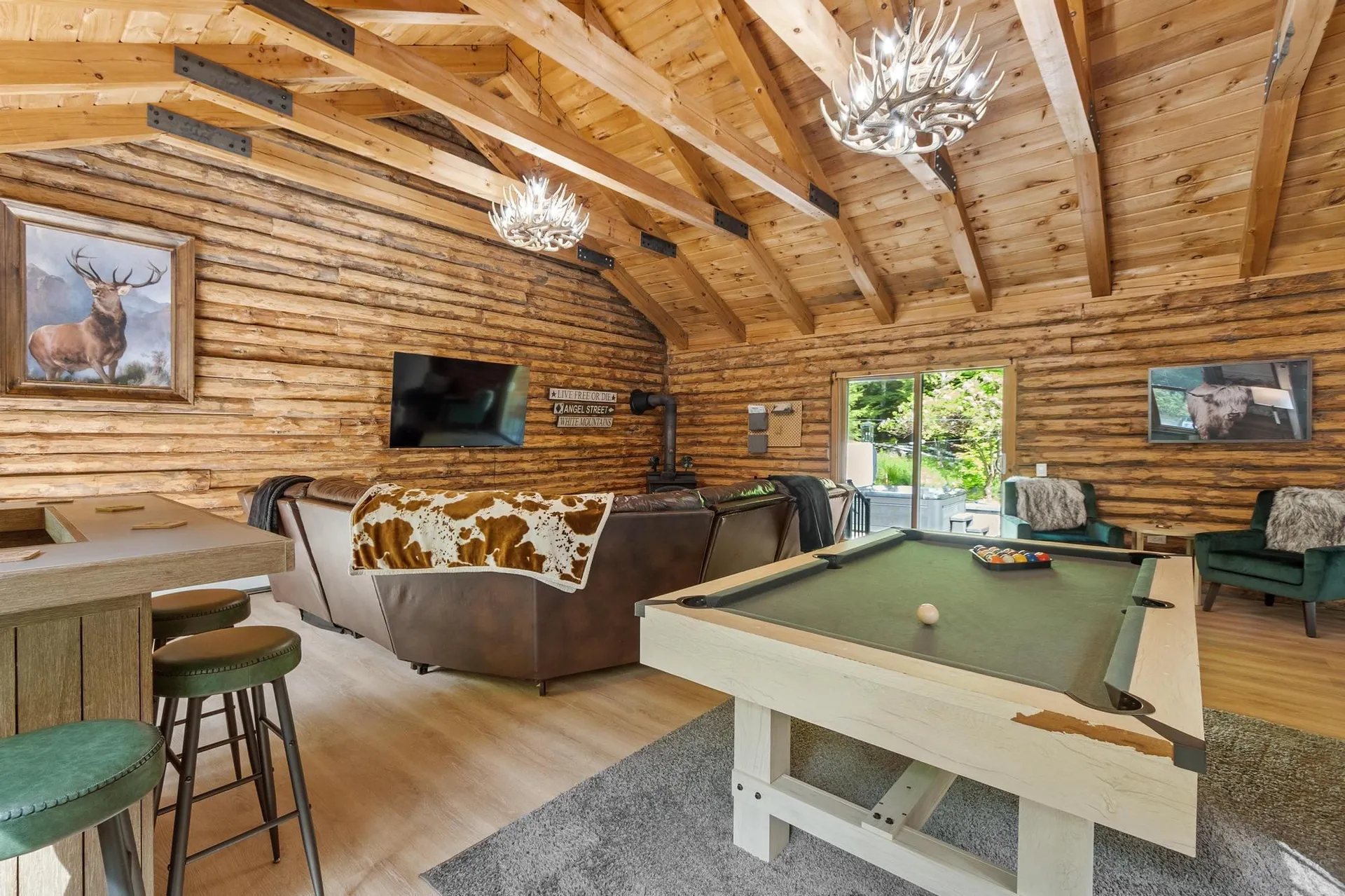 77 Whitehouse Circle Campton NH 03223