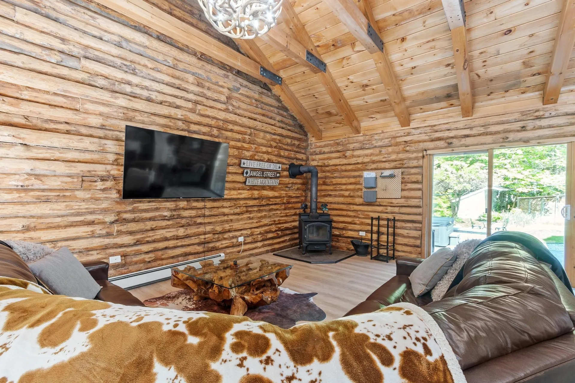 77 Whitehouse Circle Campton NH 03223
