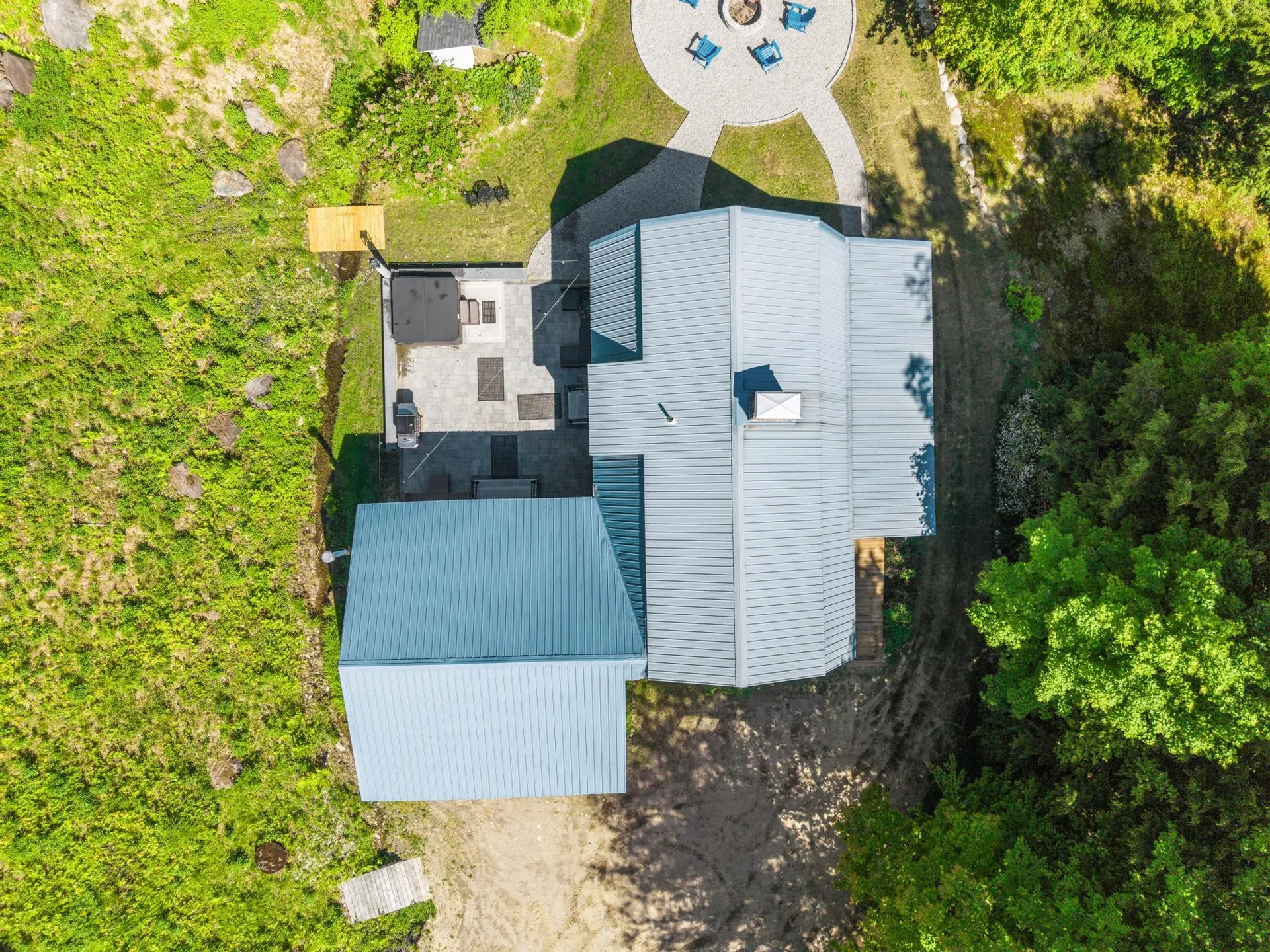 77 Whitehouse Circle Campton NH 03223