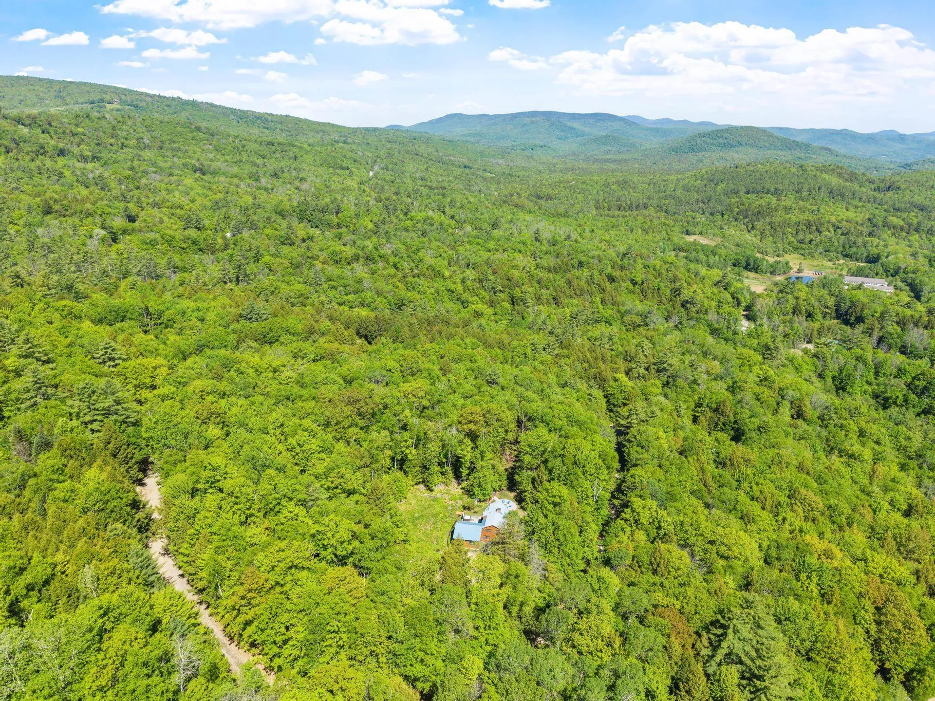 77 Whitehouse Circle Campton NH 03223