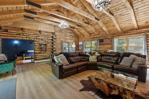 77 Whitehouse Circle Campton NH 03223