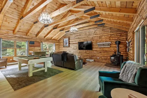 77 Whitehouse Circle Campton NH 03223