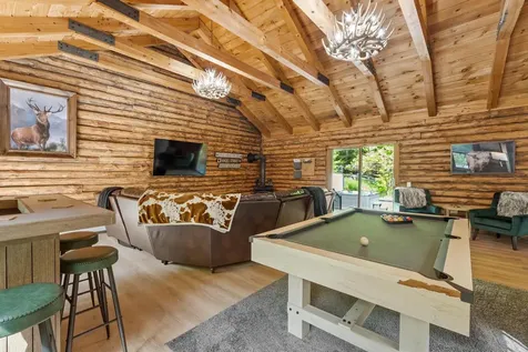 77 Whitehouse Circle Campton NH 03223