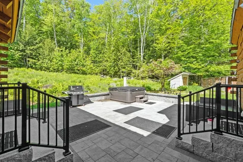 77 Whitehouse Circle Campton NH 03223