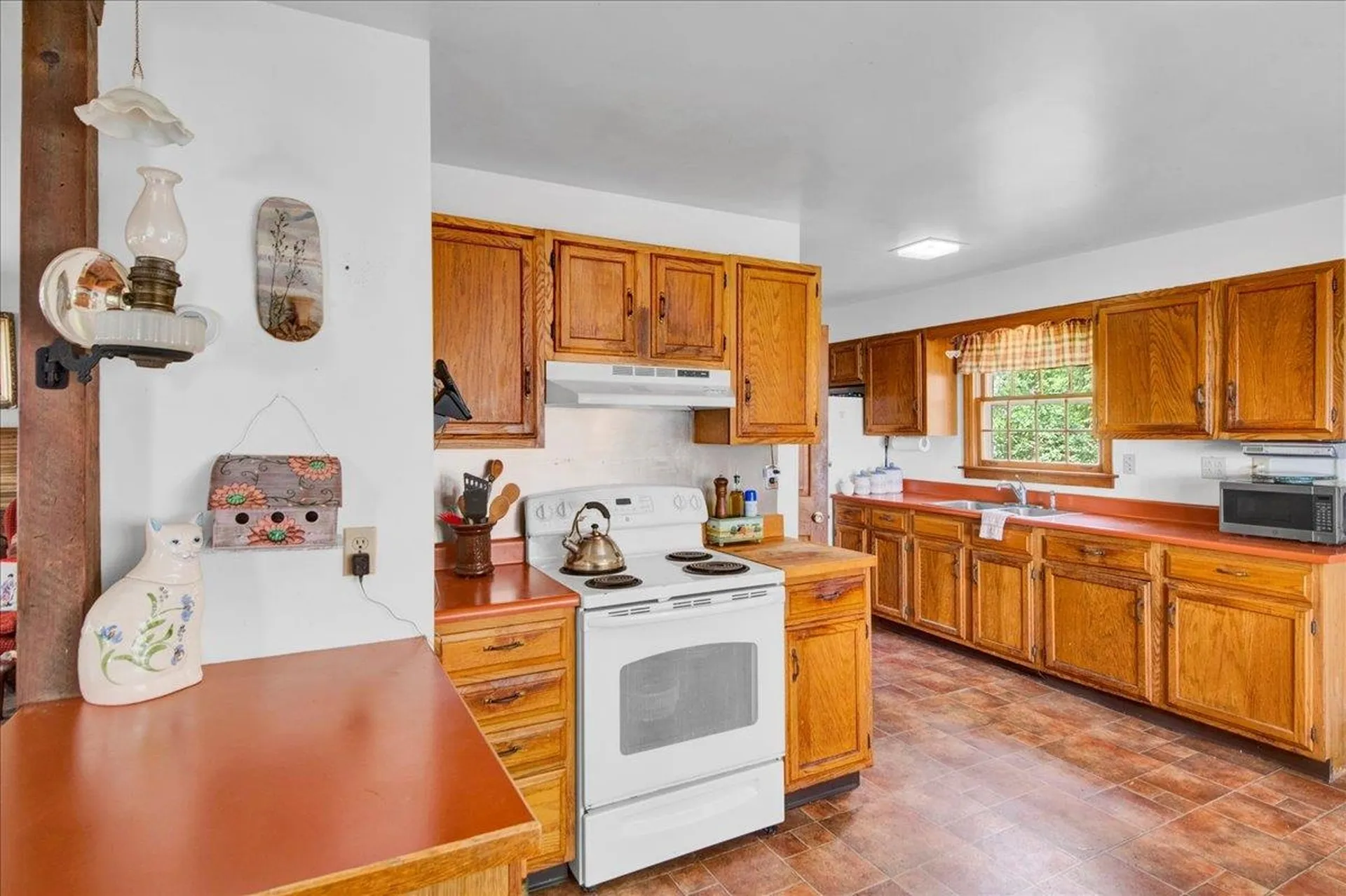 174 Pelot's Point Road North Hero VT 05474