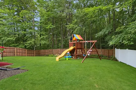 14 Jennifer Drive Concord NH 03301