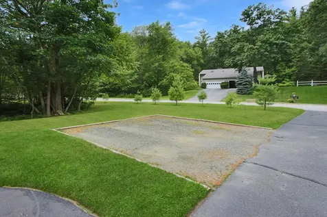 14 Jennifer Drive Concord NH 03301