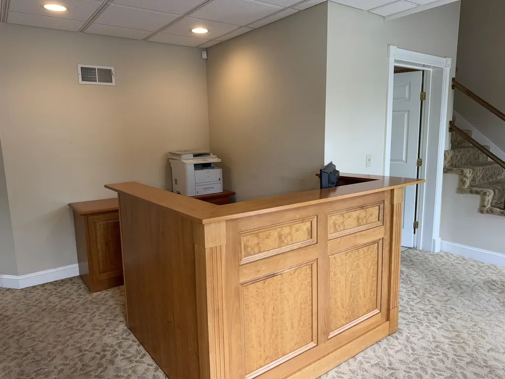 87 Lafayette Road Hampton Falls NH 03844