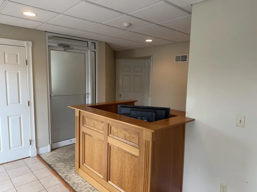 87 Lafayette Road Hampton Falls NH 03844