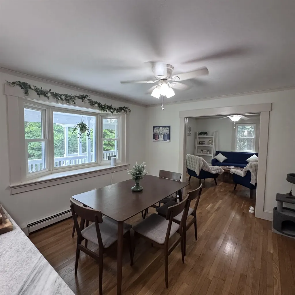 44 Stowell Road Bedford NH 03110