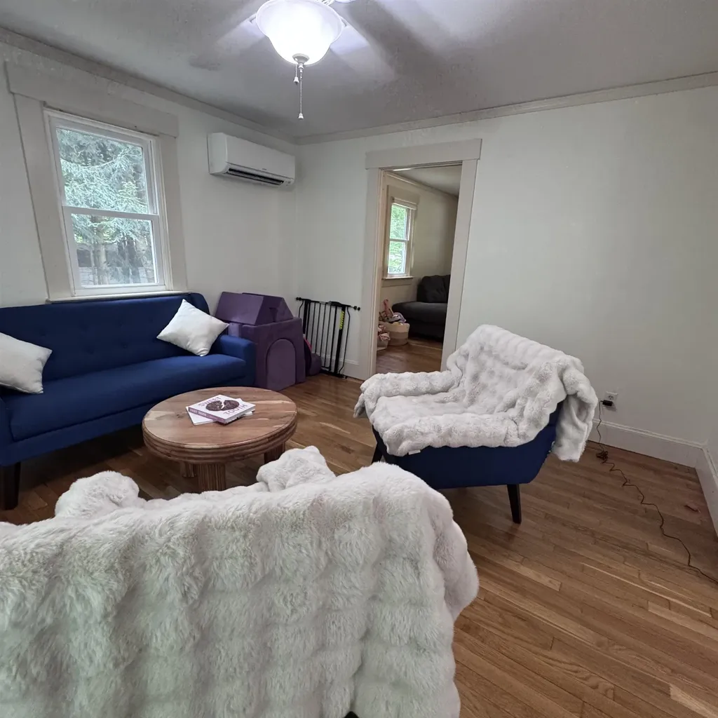 44 Stowell Road Bedford NH 03110