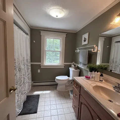 44 Stowell Road Bedford NH 03110