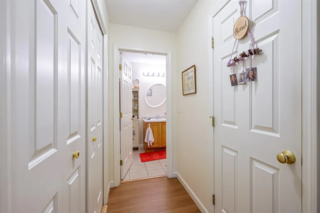 44 Penacook Terrace Merrimack NH 03054