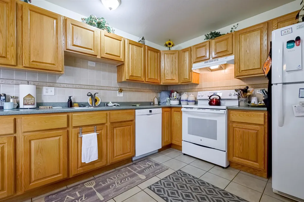 44 Penacook Terrace Merrimack NH 03054