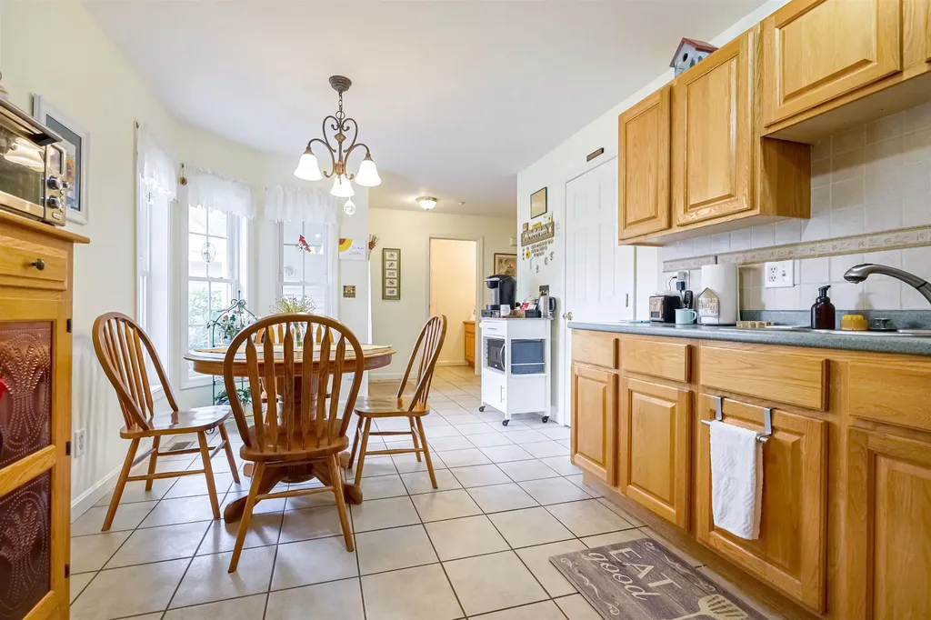 44 Penacook Terrace Merrimack NH 03054