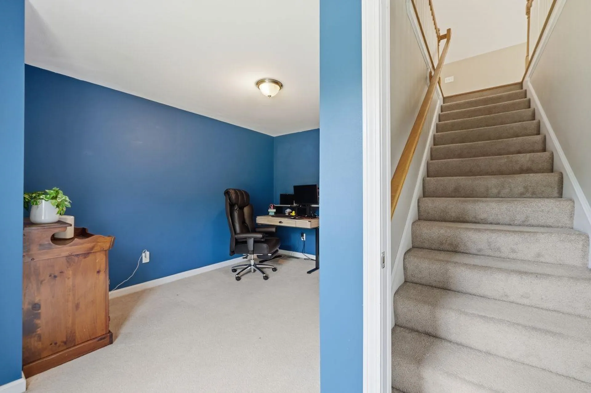 14 James Way Hudson NH 03051