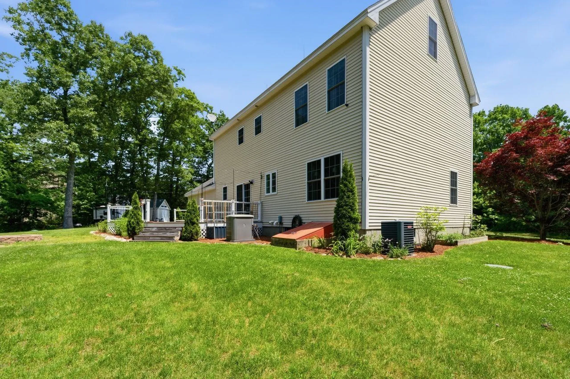 14 James Way Hudson NH 03051