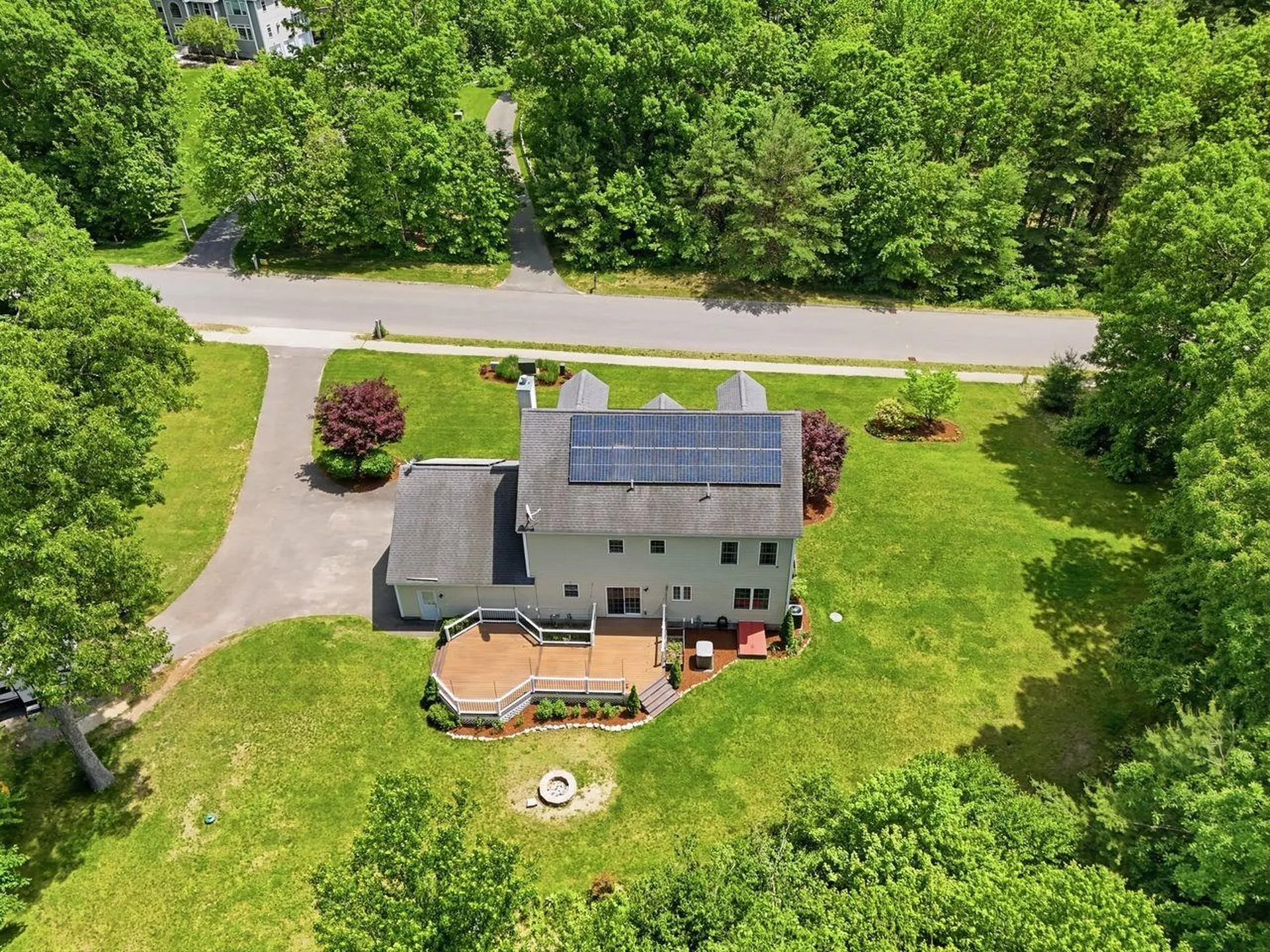 14 James Way Hudson NH 03051