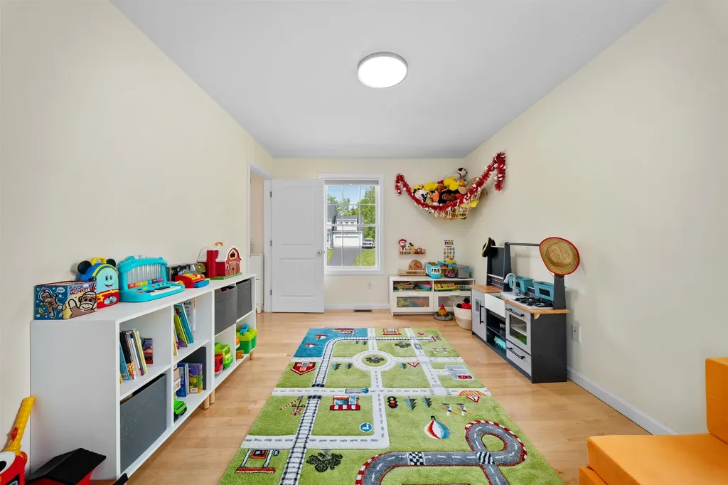 30 Ida Circle Rochester NH 03868