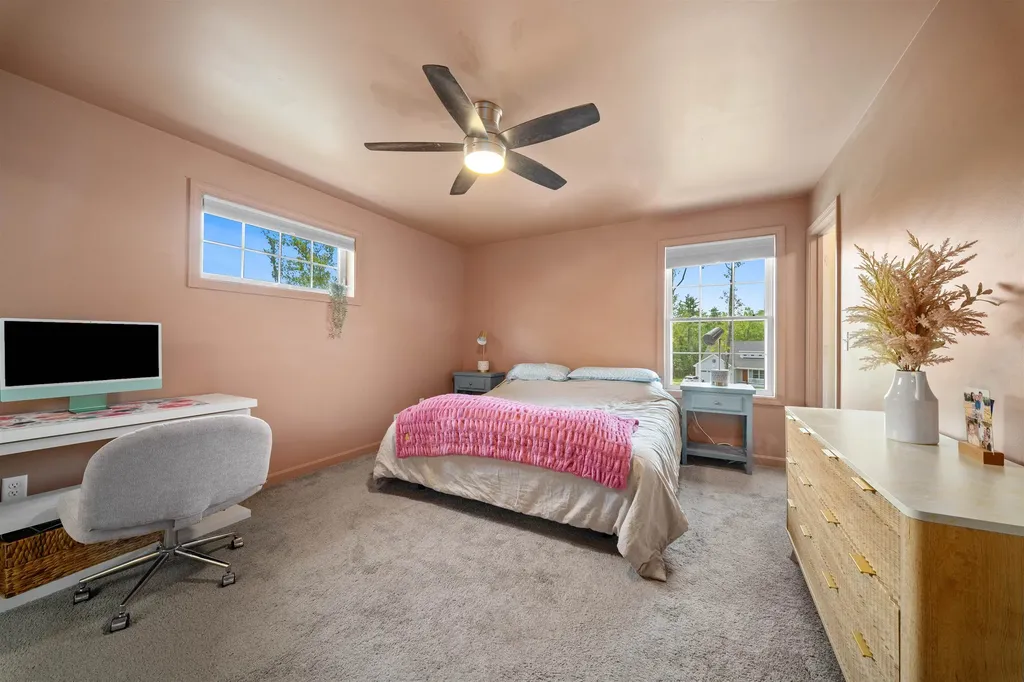 30 Ida Circle Rochester NH 03868