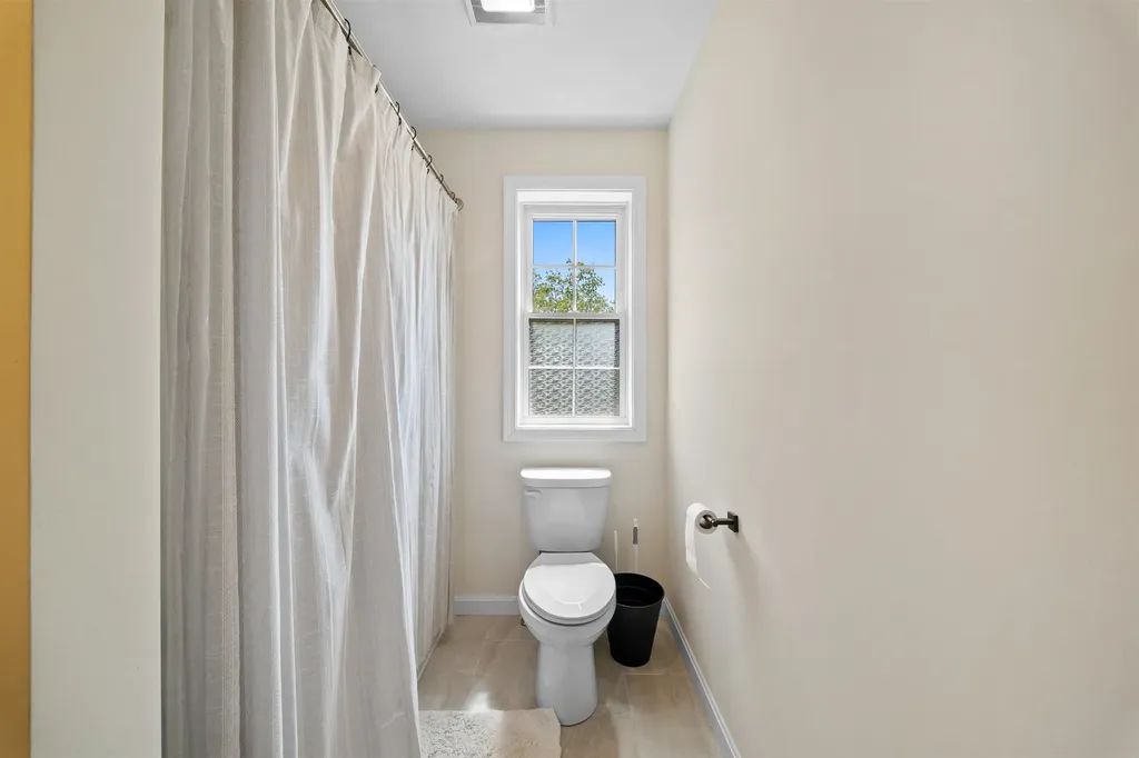 30 Ida Circle Rochester NH 03868